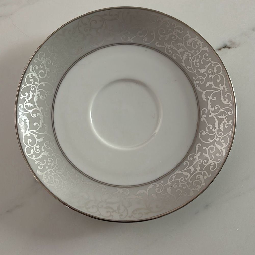Mikasa Parchment Saucer Plate Set of 4 Fine China Serving Dining